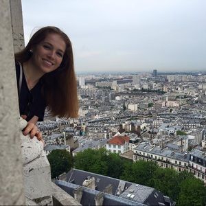 Meet your Posher, Leah